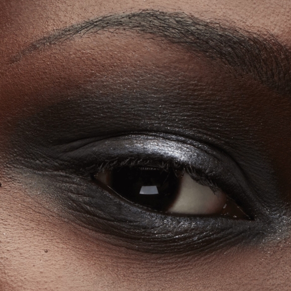 MAC Snowbody's Business Eye Shadow Palette x 12 - Picture 7 of 11